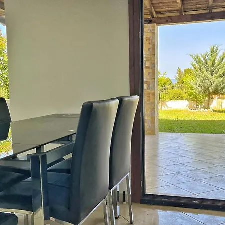 Vila Granari Areta Pefkochori
